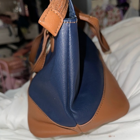 Tommy Hilfiger Blue and Tan Structured Tote with Gold Accents new clean - Picture 4 of 10